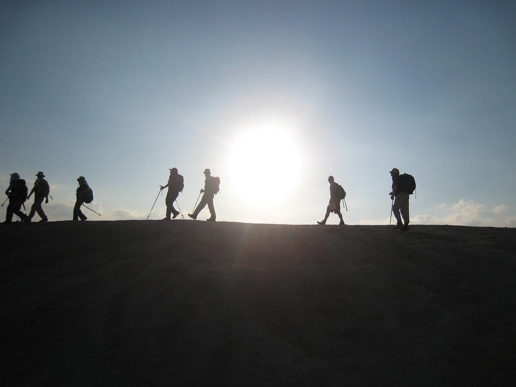 chadica-flickr-hike-silhouette-backpack-1024x768-1