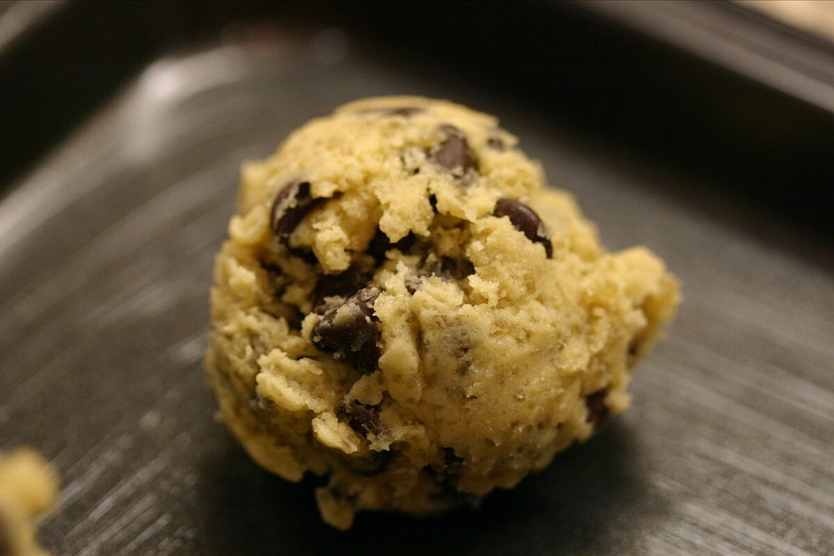 cookie-dough-yum-wikimedia