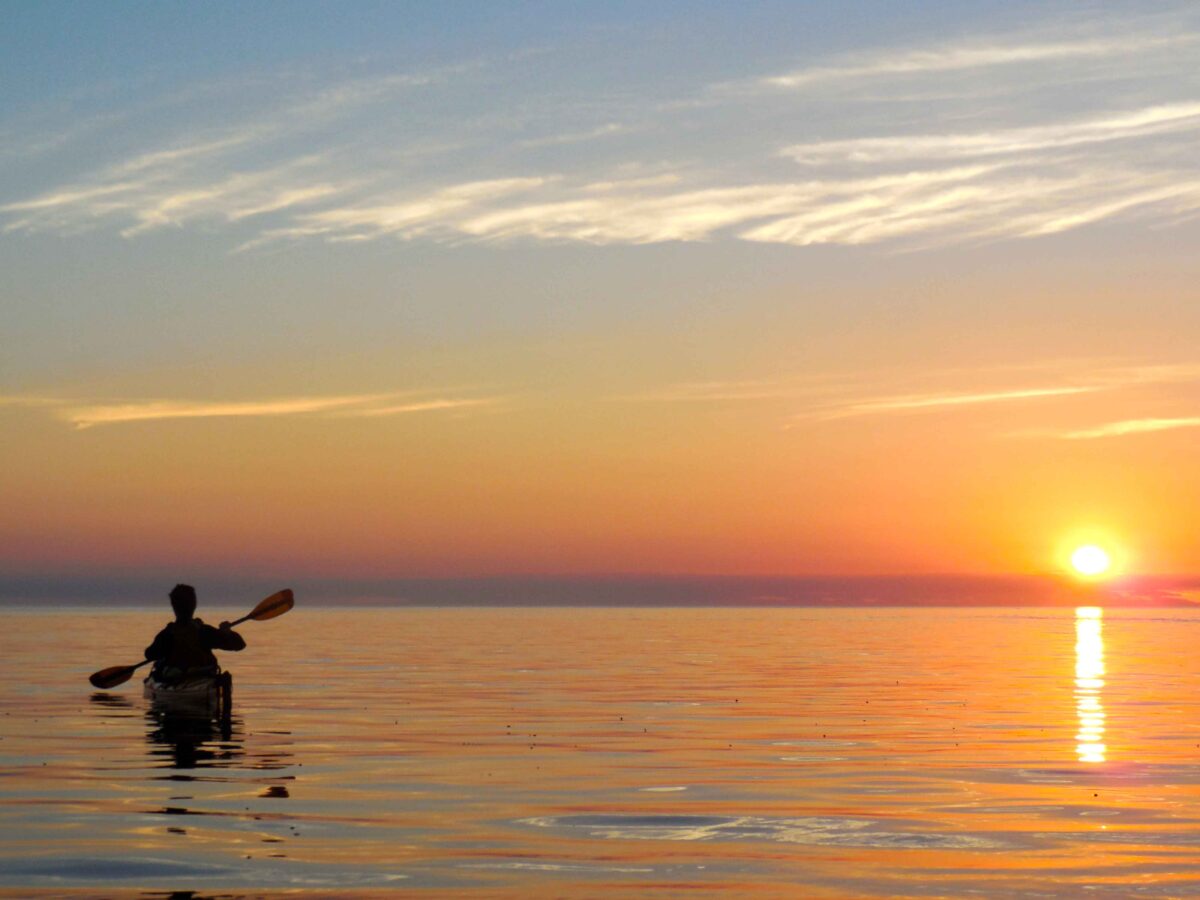 Sea Kayaking in New Zealand – Alumni